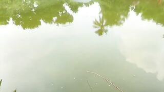 Бамбуковая удочка и муравьиная наживка в Бангладеш: рыбалка у рисовых полей вместе с местными