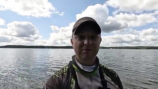 Фидер на Минском море в прибойную волну с Elegance Accela и первыми плотвицами у товарища