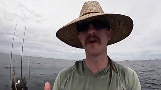 Красный снеппер на искусственных рифах у Дестина во Флориде и копчение рыбы после морского выхода
