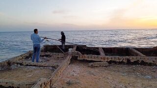 Corniche Duba, Saudi Arabia: где клюёт у волнореза, карта точек