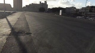 Yanbu, Saudi Arabia — рыбный рынок и чистка улова на месте