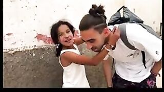 Taghazout по-настоящему: рыбалка и серфинг делят одну бухту