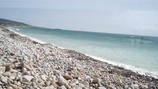 Taghazout fishing village - вид на бухту и точки у камней