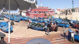 Imsouane: лодки на песок и короткая рыбалка у волнореза