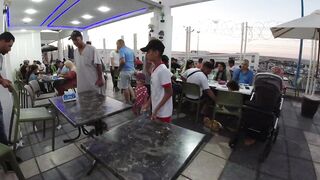 Танжер, порт: плато из морепродуктов и рыбалка у волнореза