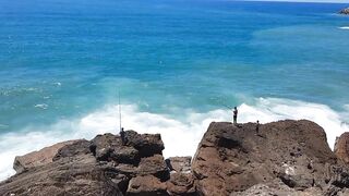 Larache, Morocco - июльская рыбалка у устья реки