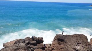 Larache, Morocco - июльская рыбалка у устья реки
