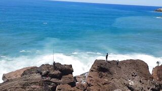 Larache, Morocco - июльская рыбалка у устья реки