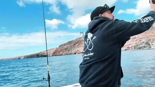 Мы могли погибнуть - рыбалка в шторм у скал: стоило ли рисковать?