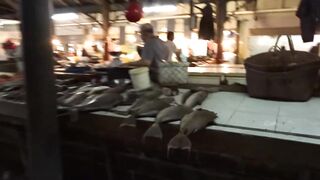 Port Louis Central Market - рыбные ряды и цены с утра