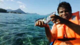 Flic en Flac, каяк-рыбалка у кромки рифа на мелководье