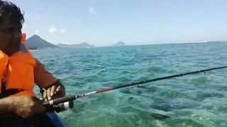 Flic en Flac, каяк-рыбалка у кромки рифа на мелководье