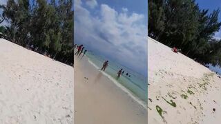 Flic en Flac public beach - вечерняя рыбалка у бровки