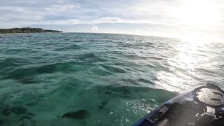 Le Morne kayak fishing: каяк, прилив и дорожка по кромке рифа