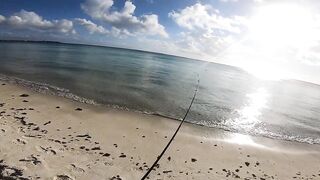 Trou aux Biches — легкий способ на тревалли: морская рыбалка в прибое