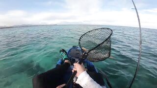 Мон Шуази — каяк и приманка: летняя рыбалка у пятен травы