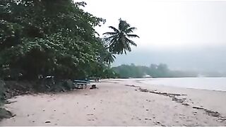 Beau Vallon под дождём — клюёт ли при смене погоды?