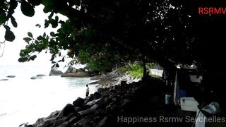 Beau Vallon market: разделка и продажа — вечерняя рыбалка удалась