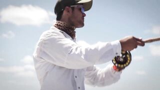 Seven Degrees South - официальный трейлер Alphonse, fly и лодки