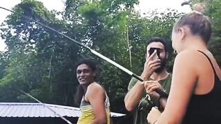 Бентота — речная рыбалка: живец под нависшими манграми и судак у коряг