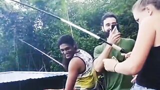 Бентота — речная рыбалка: живец под нависшими манграми и судак у коряг