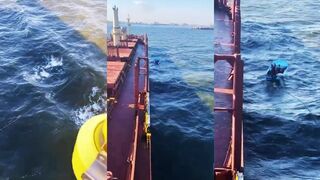 Александрия, Египет — сумасшедший рыбак в порту и клев у волнореза