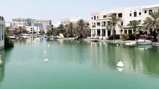 Бахрейн, Мухаррак — «Арабская нефть: начало» и пирсы местных рыбаков