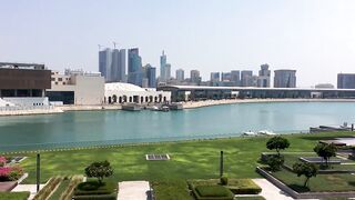 Бахрейн, Мухаррак — «Арабская нефть: начало» и пирсы местных рыбаков