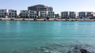 Бахрейн, Мухаррак — «Арабская нефть: начало» и пирсы местных рыбаков