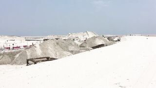 Бахрейн, Мухаррак — «Арабская нефть: начало» и пирсы местных рыбаков