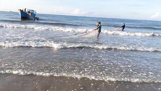 Фантьет: рыбацкий город – морская рыбалка и лодки на песке