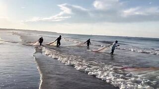 Фантьет: рыбацкий город – морская рыбалка и лодки на песке