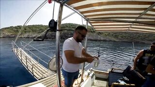 Фетхие, Турция — лодочная рыбалка: треки к свалам и трофей у мыса