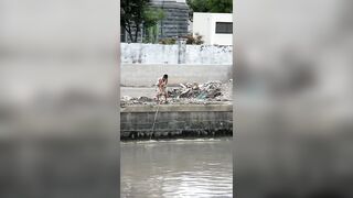 Шанхай — стррит-фишинг на набережной: микроджиг и судачок у сваев