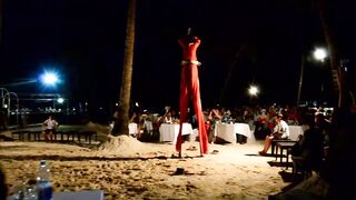 Занзибар — африканский вечер в Кивенгва: рынок, лодки и уловы у берега