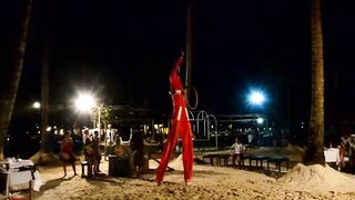 Занзибар — африканский вечер в Кивенгва: рынок, лодки и уловы у берега