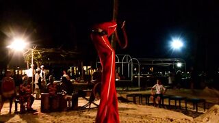 Занзибар — африканский вечер в Кивенгва: рынок, лодки и уловы у берега