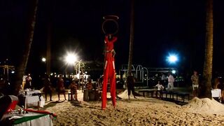 Занзибар — африканский вечер в Кивенгва: рынок, лодки и уловы у берега