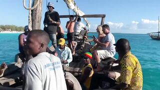 Африка Занзибар пляж Kiwengwa развлечения для туристов и есть ли тут нормальная рыбалка