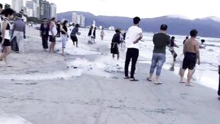 Vietnam Da Nang местные ловят рыбу прямо с пляжа и стоит ли пробовать так же туристу