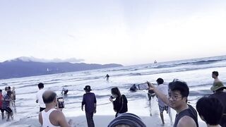 Vietnam Da Nang местные ловят рыбу прямо с пляжа и стоит ли пробовать так же туристу
