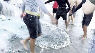 Vietnam Da Nang местные ловят рыбу прямо с пляжа и стоит ли пробовать так же туристу