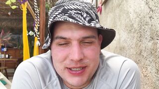 Isla Holbox Mexico путешествие своим ходом по острову и поиск мест где можно половить рыбу