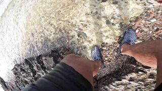 ضربت قرش من الكسارة jigging с берега борьба с акулой у волнореза на арабском побережье