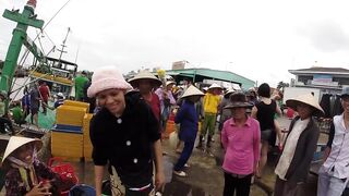 Fishing village Phan Thiet вьетнамская рыбацкая деревня жизнь у моря и работающих лодок в порту