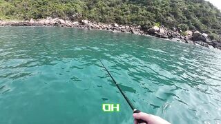 Глубинная морская рыбалка в Нячанге Вьетнам кальмары и queenfish на выезде в открытое море