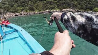 Глубинная морская рыбалка в Нячанге Вьетнам кальмары и queenfish на выезде в открытое море