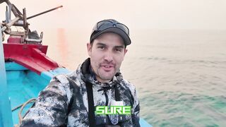Глубинная морская рыбалка в Нячанге Вьетнам кальмары и queenfish на выезде в открытое море