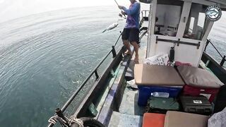 Эпическая морская рыбалка в Таиланде - GT Spanish mackerel тунец и груперы на топвотер и джиг