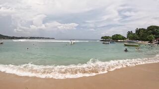 Пробую рыбалку в Unawatuna Sri Lanka первые забросы с берега и знакомство с местными гидами